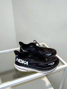 Hoka Clifton 9 Women's Running Shoes Black/White - US 10